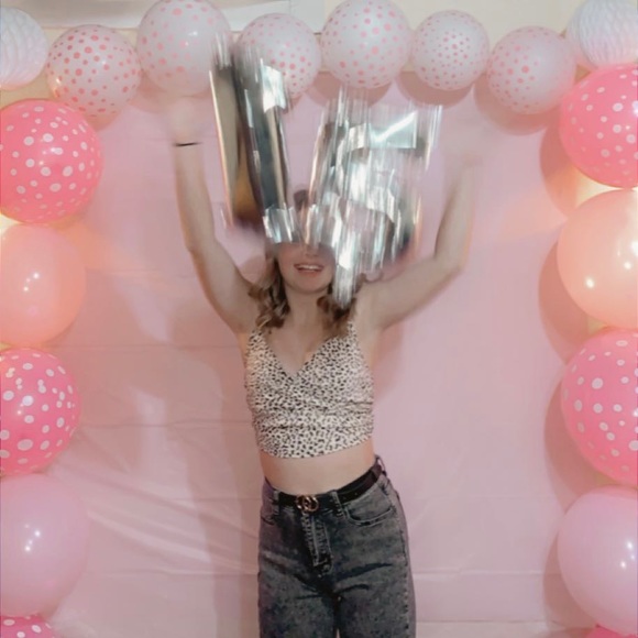 Meet your Posher, Ellie - Picture 9 of 13